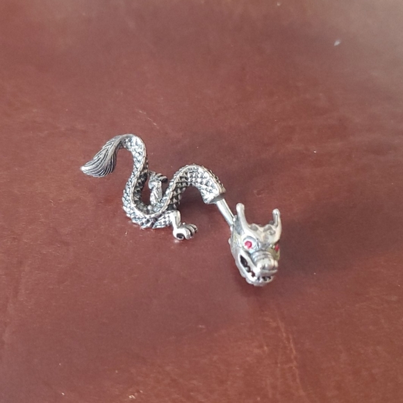 Dragon 🐉 belly ring ! - Picture 2 of 8